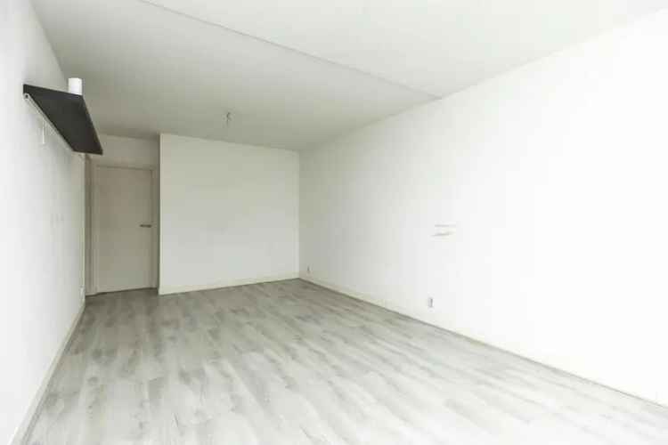 3 Kamer Bovenwoning Bas Jungeriusstraat Rotterdam