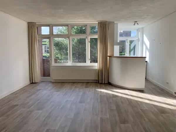 Appartement Te Huur , Overveen, Noord-Holland