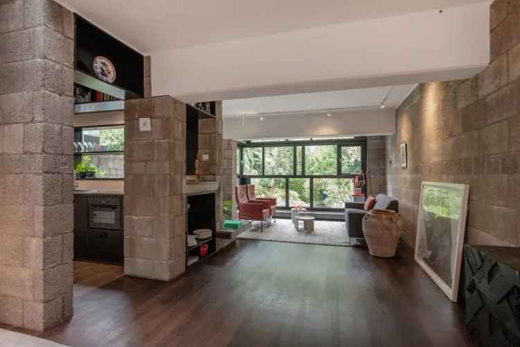 Huis te koop Delft: unieke Diagoonwoning met moderne update