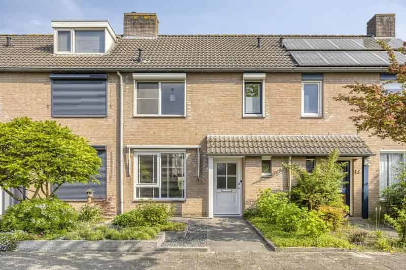 Ruime Tussenwoning Son 3 Slaapkamers Mogelijkheid Garagebox