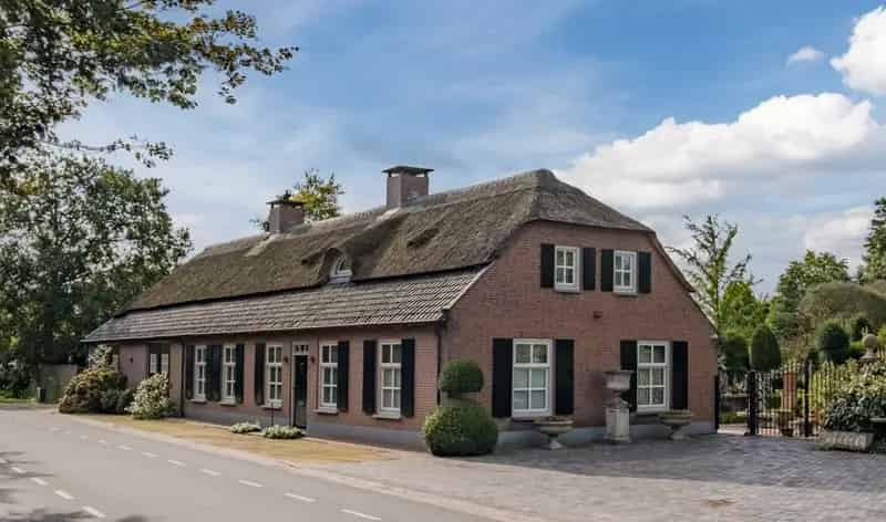 Woonboerderij Sint Oedenrode 5 slaapkamers grote tuin