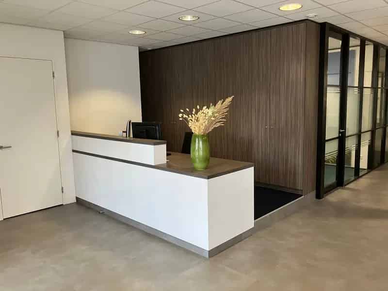 Kantoorruimte te Huur Rijen 330m2 Turnkey 6 Parkeren