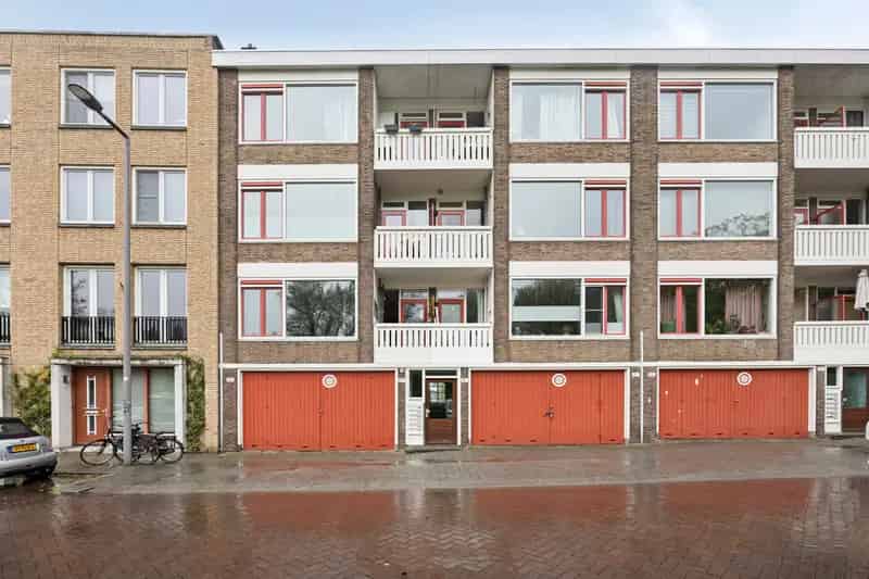 Rotterdam Noord 3-kamer appartement te moderniseren 54m²