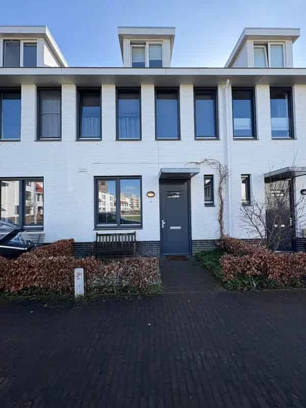 Te Huur: Ruime 4 Slaapkamer Huis in Centrum Eindhoven
