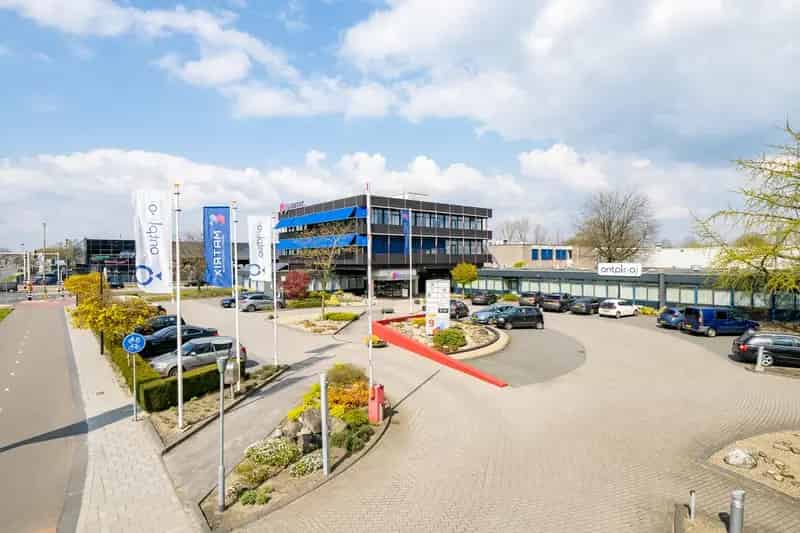 Kantoorruimte te Huur Almelo 283m2 Matrix Bedrijvencentrum
