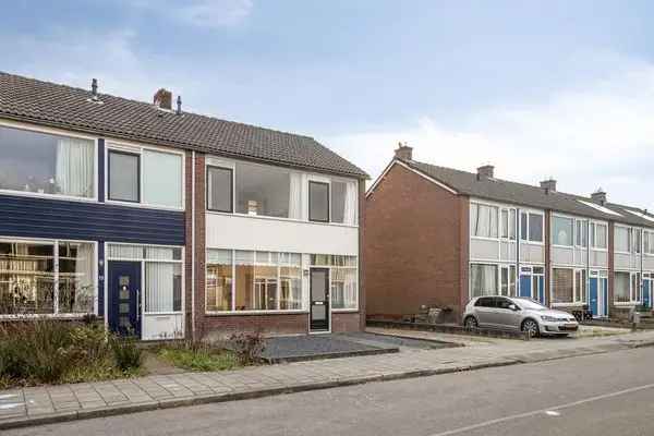 Hoekwoning 4 slaapkamers Garage Berging Ruime Tuin