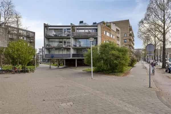 Appartement Overtoomse Veld 96m2 2 slaapkamers balkon