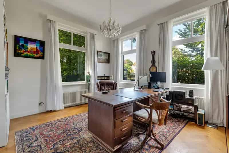 Karaktervolle Vakwerkvilla Amersfoort 5 slaapkamers Zwembad