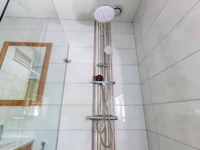 Ruim Appartement Delft 90m2 2 Slaapkamers Nabij Winkels en Bedrijven