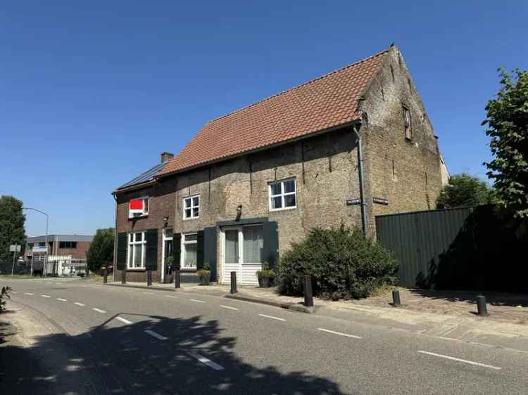 Monumentaal woonhuis Hooge Zwaluwe 6 slaapkamers 3 badkamers