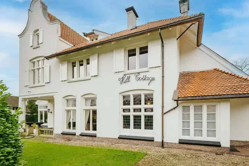 Exclusief Landhuis Blaricum 359m² 2461m² Praktijkruimte Zwembad