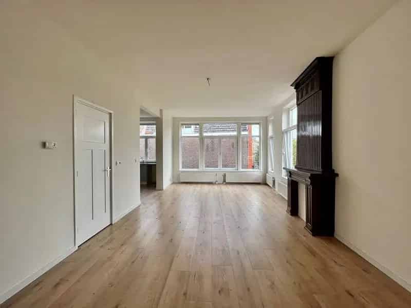 Ruime Gerenoveerde Woning Rotterdam Noord
