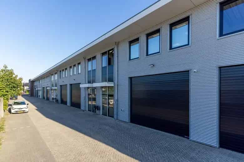 140m2 Kantoorruimte Huizen te Huur  Nabij Oude Dorp