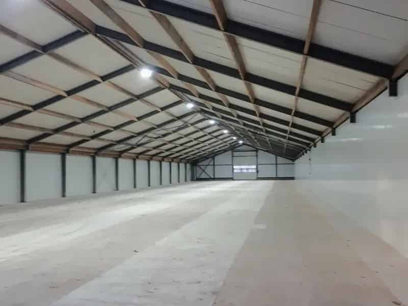 Bedrijfshal te Huur Putten 2200m2 Opslagruimte