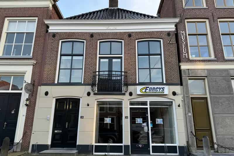 Kantoor Sneek 125m2 Nabij Winkels en Museum