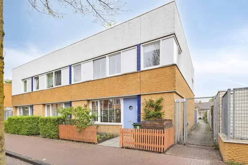 Eindewoning Ede - 3 slaapkamers - tuin - berging - parkeerplaats