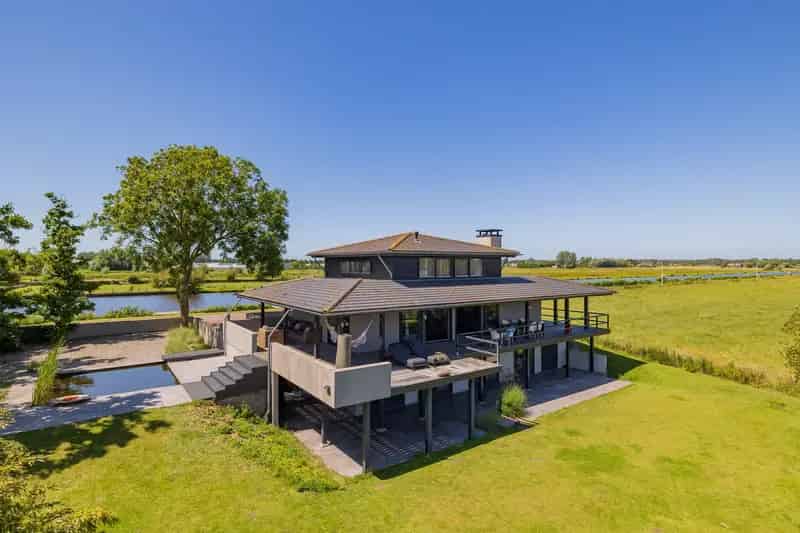 Luxe Villa Ringvaart Beinsdorp 3 slaapkamers grote tuin