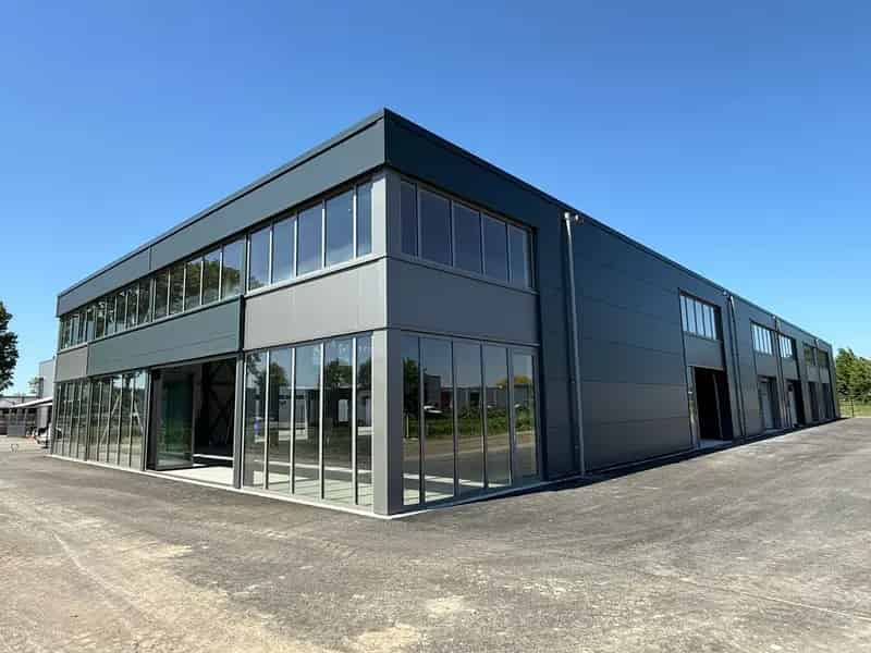 Bedrijfshal Lelystad | Zoek bedrijfshallen te huur: Vaartweg 45-A1 8243 PD Lelystad 
