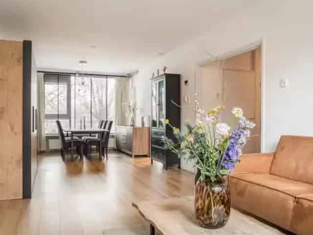 3 Kamer Woning Buitenveldert 68m2 Balkon Berging