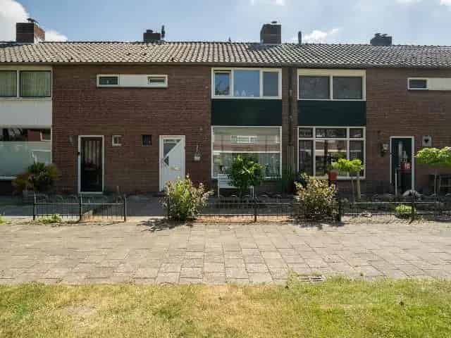 Te koop: Ruime woning in Enschede met tuin op het zuiden