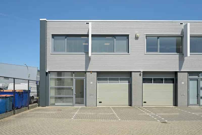 Bedrijfshal Den Haag | Zoek bedrijfshallen te huur: Laan van Waalhaven 86 2497 GP Den Haag 