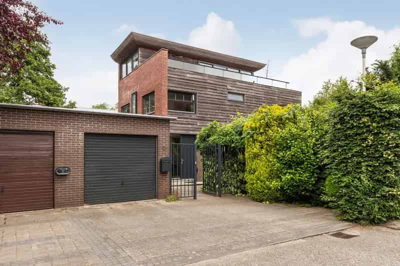 Vrijstaande Villa Rotterdam 5 slaapkamers Luxe Wijnkelder