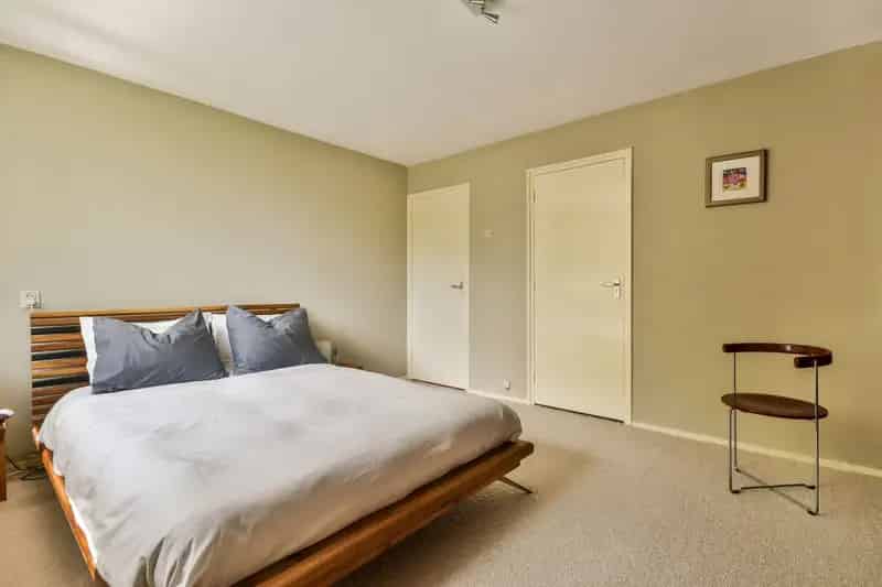 Amsterdam Zuid Ruime 5 Slaapkamers Tussenwoning Garage Tuin Zonnepanelen