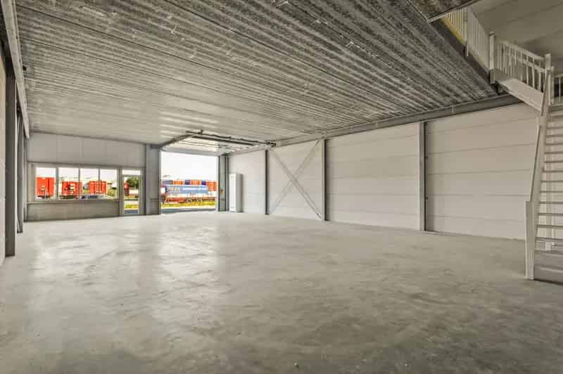 Bedrijfshal 't Zand | Zoek bedrijfshallen te koop: Prins Frisoweg 6-E 1756 BL 't Zand 