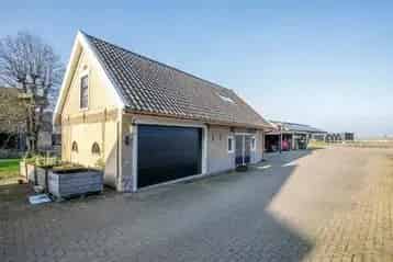 Te Huur 2 Kamerwoning Schuwacht Lekkerkerk