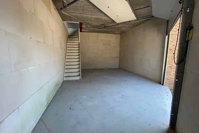 Bedrijfshal te koop Breukelen 90m2 A2 station