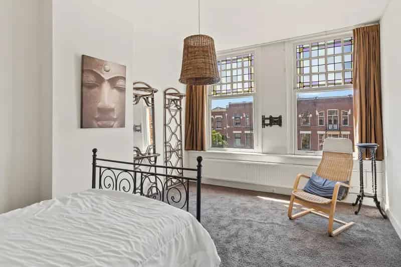 2-kamer bovenwoning 68m2 Het Nieuwe Westen Authentieke details