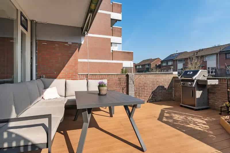 3 Kamer Maisonnette te koop Zaandam  -  Zonnig terras  -  Modern