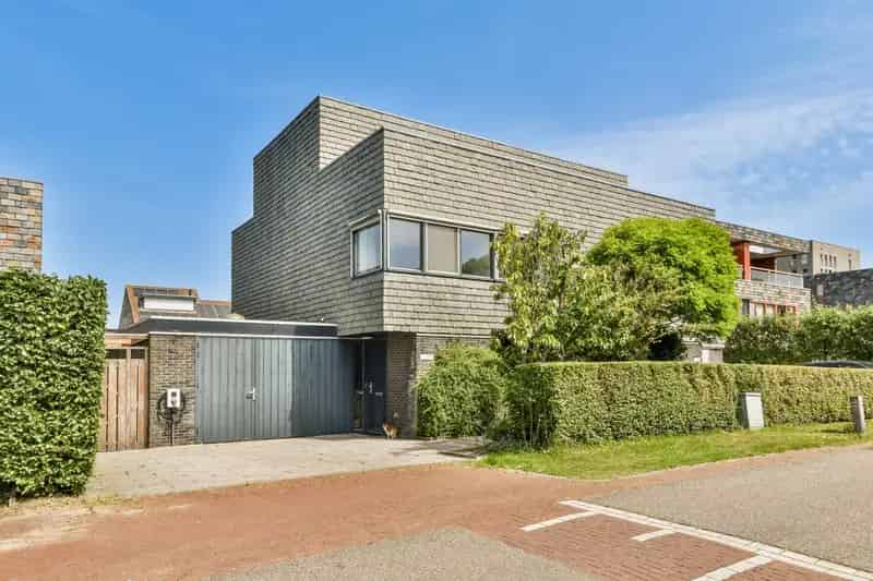 Familievriendelijke 2-onder-1-kapwoning Floriande 4 slaapkamers