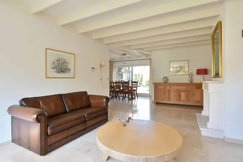 Ruime Twee Onder Een Kapwoning Eemnes