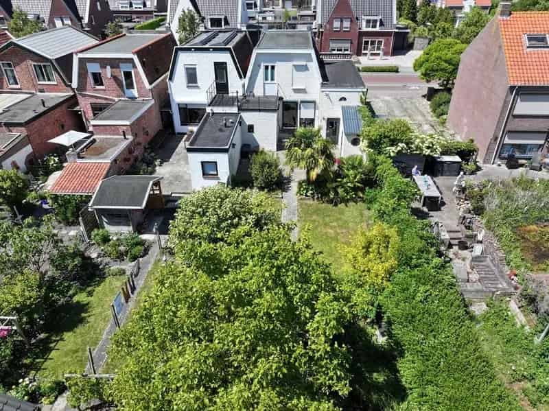 Gerenoveerde woning Breskens - Diepe tuin & Garage