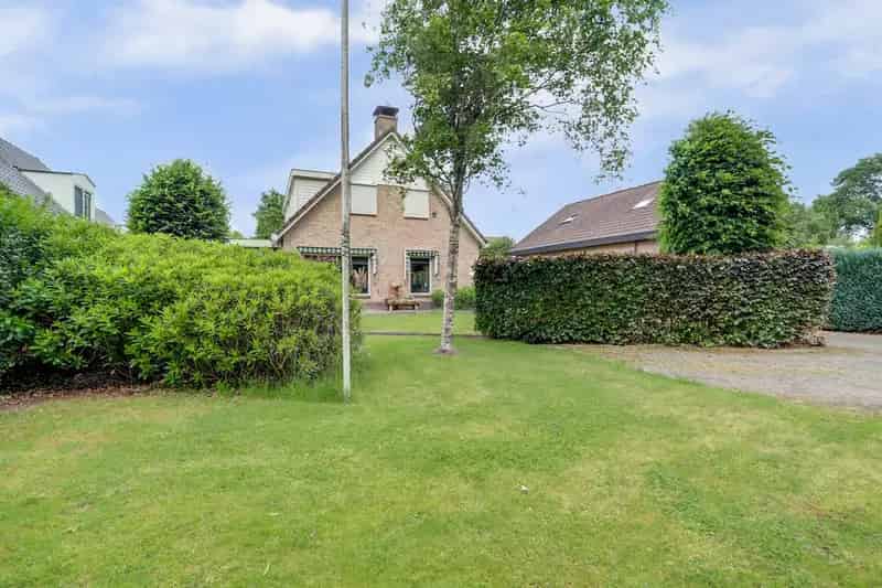 Royale Vrijstaande Woning te Ermelo met 4 Slaapkamers en Grote Tuin