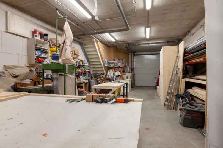 Bedrijfshal te koop Reeuwijk 177m²