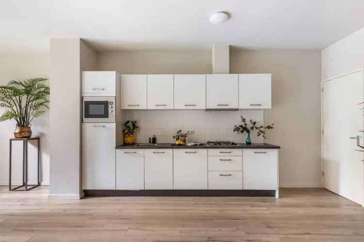 Rotterdam West 2-kamer benedenwoning 60m2 met tuin