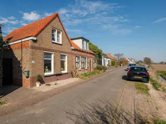 Halfvrijstaande dijkwoning Ovezande