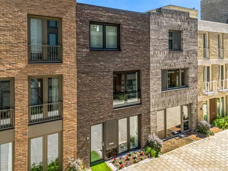 Huis te koop: Corry Tendeloostraat 14 1508 VA Zaandam 