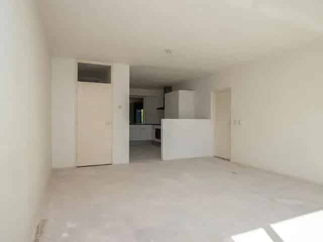 Te huur: Ruim 4-kamer appartement Delft Voorhof
