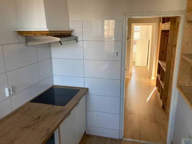 Kamer te Huur Rotterdam Zuid Studente 16m2 1 Mei 2025