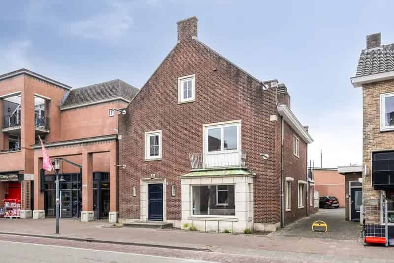 Dokterswoning Rijen 273m2 5 slaapkamers Renovatieproject