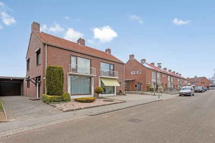 Tweekapper Vlodrop 120m² 3 slaapkamers Grote tuin Garage