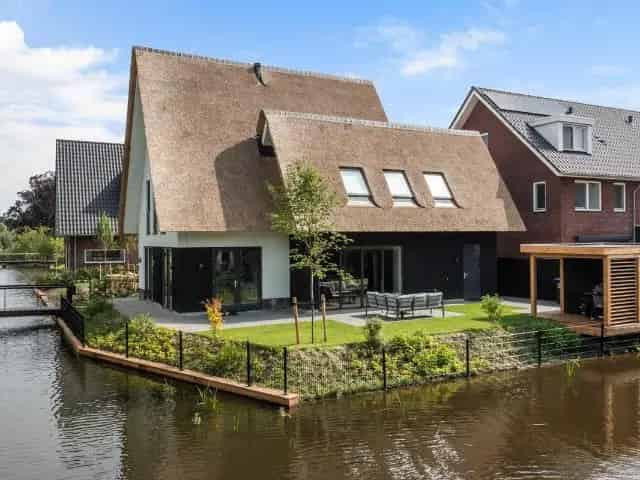 Luxe Villa te Koop in Gouda: 5 slaapkamers, 3 badkamers, Energielabel A+