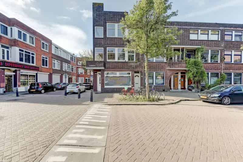 Appartement te koop Schiedam 4 kamer jaren 30