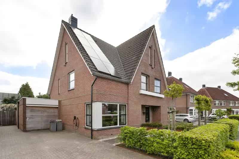 Ruime gezinswoning te Drachten 140m

