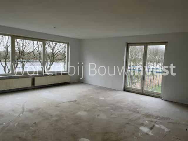 Ruim 3-kamer appartement Diemen Noord 96m2 Amsterdam-Rijnkanaal