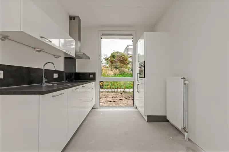 Tussenwoning 3 slaapkamers Utrecht - Parkeerplaats en Tuin