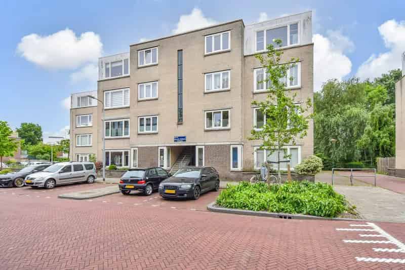 Appartement te koop Den Haag Houtwijk 2 slaapkamers zonnig terras